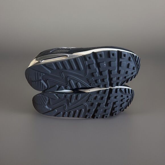 Nike Air Max 90 Running Shoes Black And White Size 8 Jogging Walking Outdoor - Picture 6 of 11